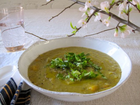 Green split pea soup